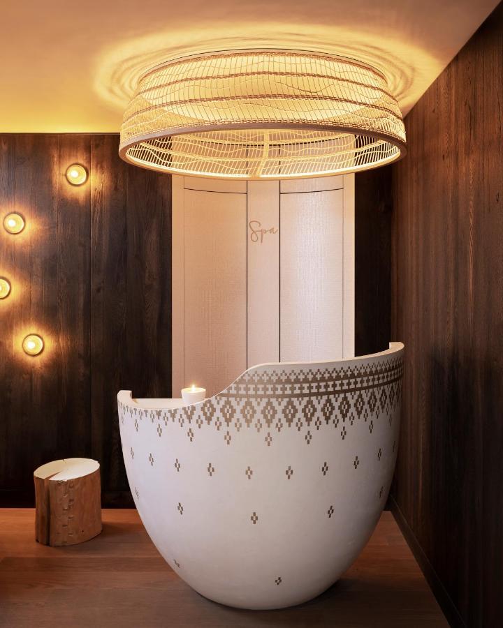 Coeur De Megeve Hotel Bagian luar foto