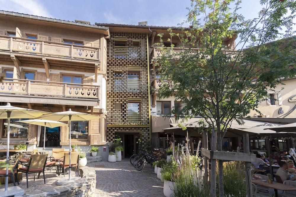 Coeur De Megeve Hotel Bagian luar foto
